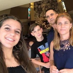 Meet your Posher, Mayte